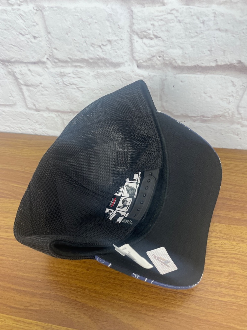 Goorin Bros Baller Blue Bandana Armadillo Trucker Hat New! - Picture 2 of 4
